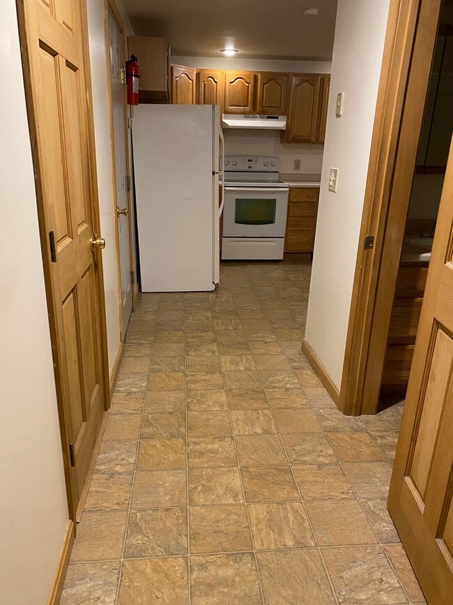 1078 Laconia Rd unit 3, Belmont, NH 03220 - photo 4