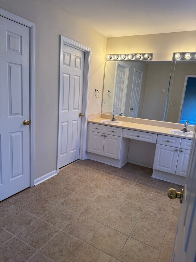 113 Honey Creek Ln, Nashville, TN 37211 - photo 5