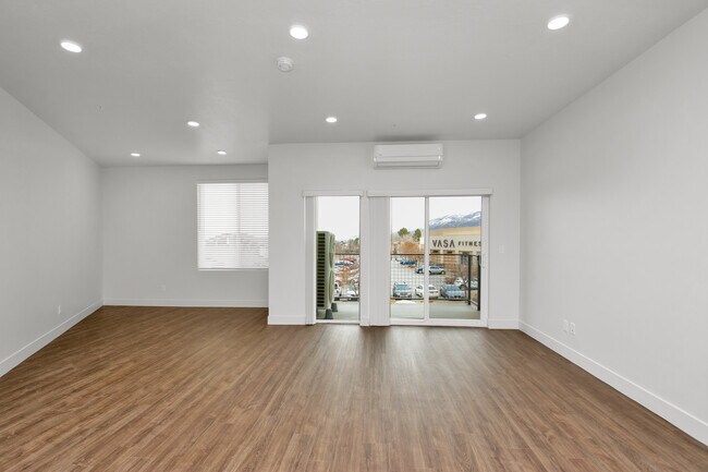 Renaissance Place, Bountiful, UT 84010 - photo 5