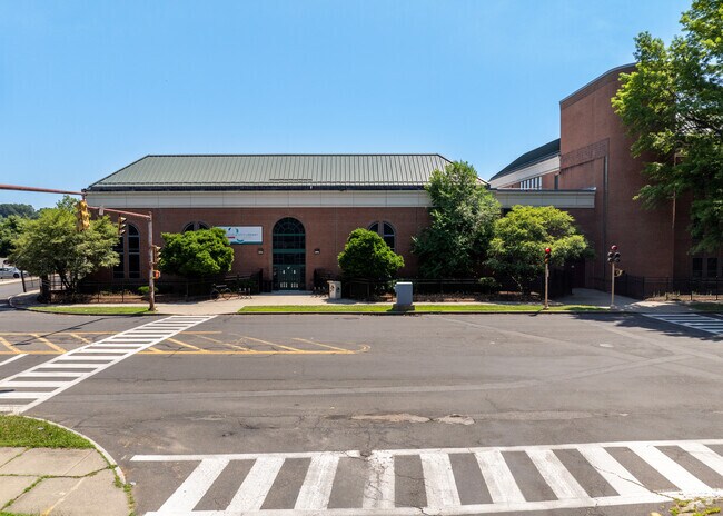 Impact Prep at Chesnut is located in Springfield, MA.