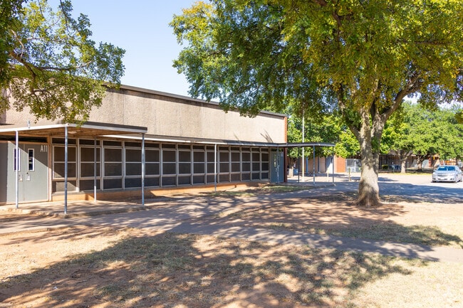 Ben Milam Elementary