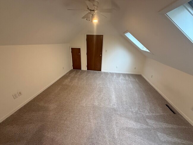 309 W Doty St unit 3, Madison, WI 53703 - photo 7