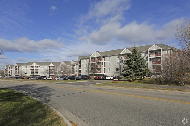 Briar Pond Apartments, Oakdale, MN 55128 - photo 3