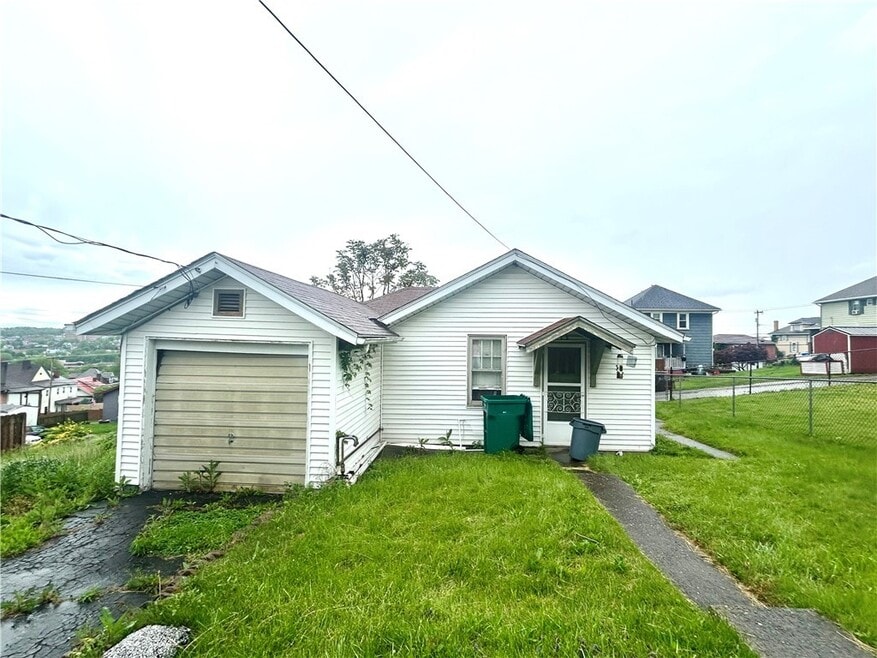 9 Jacob St unit 9 Rear, Uniontown, PA 15401 - photo 1