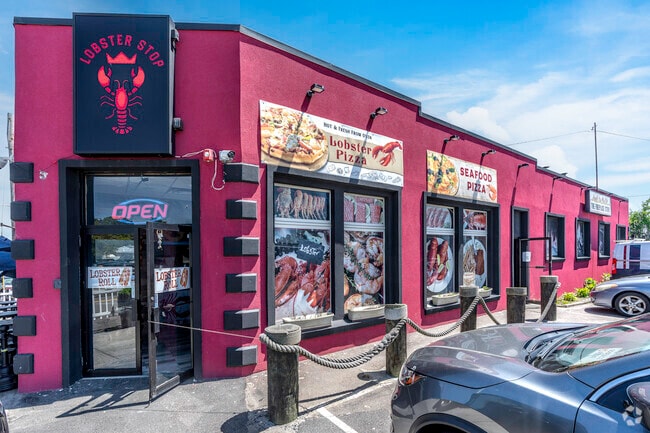 Exterior of the Lobster Stop in Quincy Point.