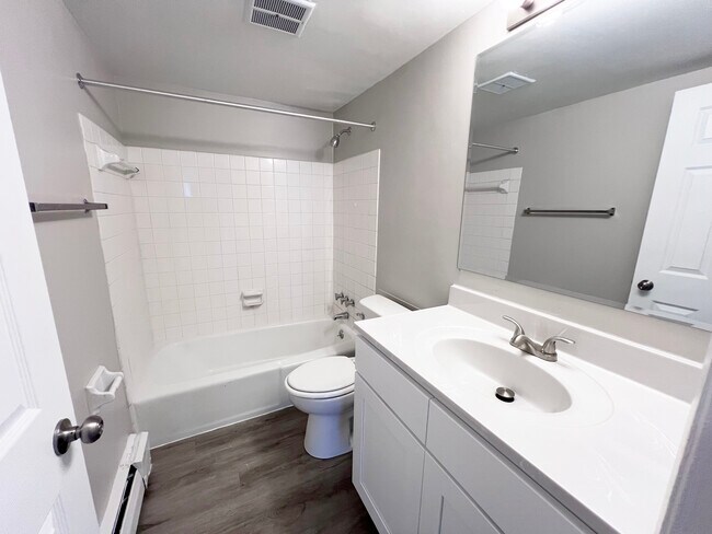 The Park Apartments, Saint Paul, MN 55119 - photo 5