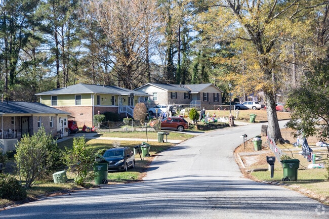 Wooded lots and quiet streets shape daily life in Far North Columbia.