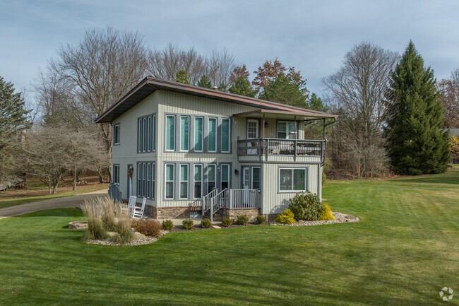 Some newer homes in Jackson feature contemporary styling with gently sloped rooflines.