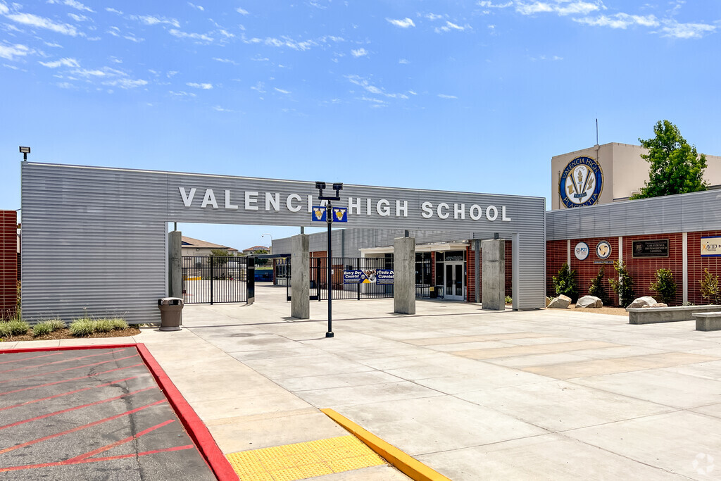 Valencia High School, Placentia CA Rankings & Reviews