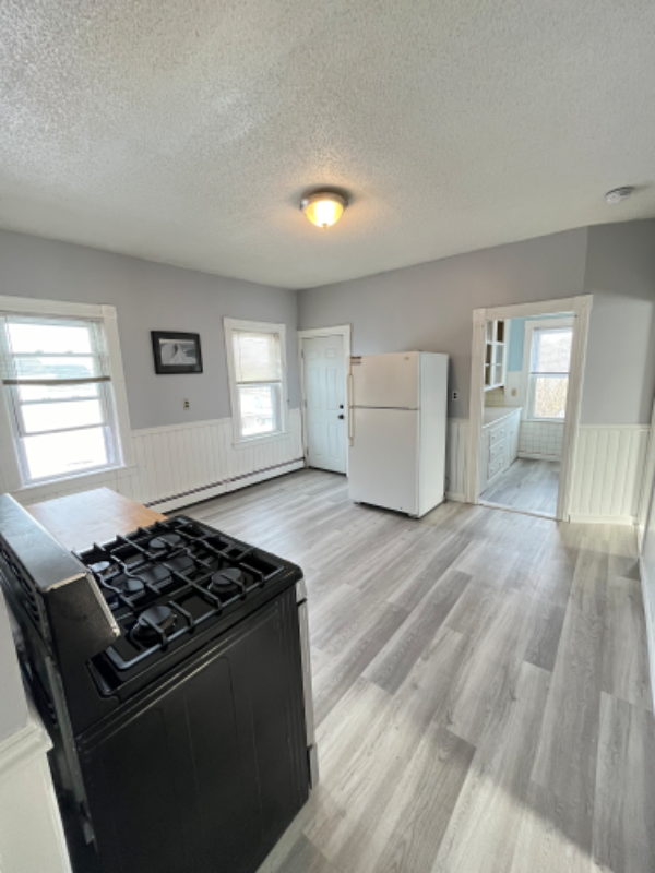 137 Valley St Unit 3, Providence, RI 02909