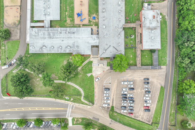 Richland Upper Elementary School has a A rating on the website Niche.