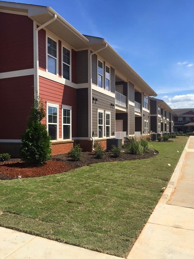 451 Johns Rd NW, Huntsville, AL 35806