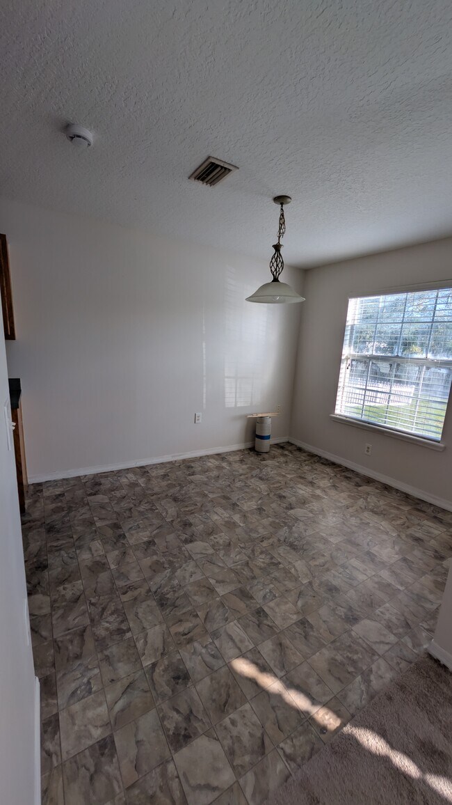 7594 Taylor Field Rd, Jacksonville, FL 32222 - photo 3