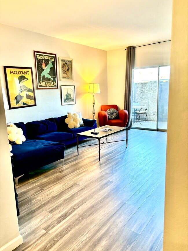 357 E Thomas Rd Unit A107, Phoenix, AZ 85012