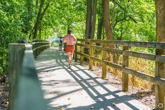 Sawmill residents are a short drive from a walk or run along the Wabash Heritage Trail.