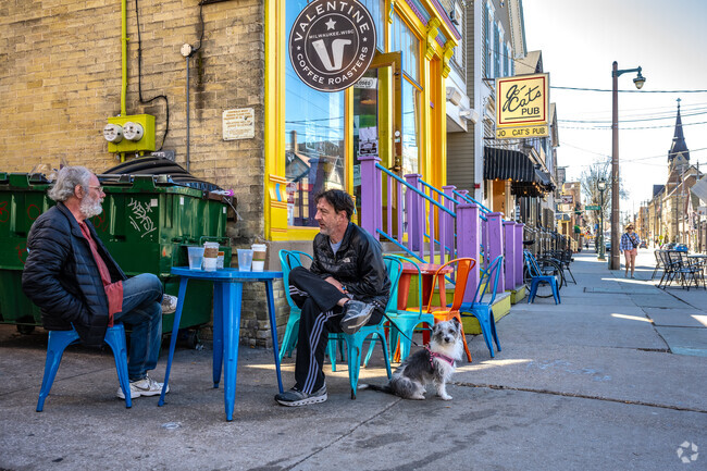 Brady Street is the main activity hub of the Lower East Side.
