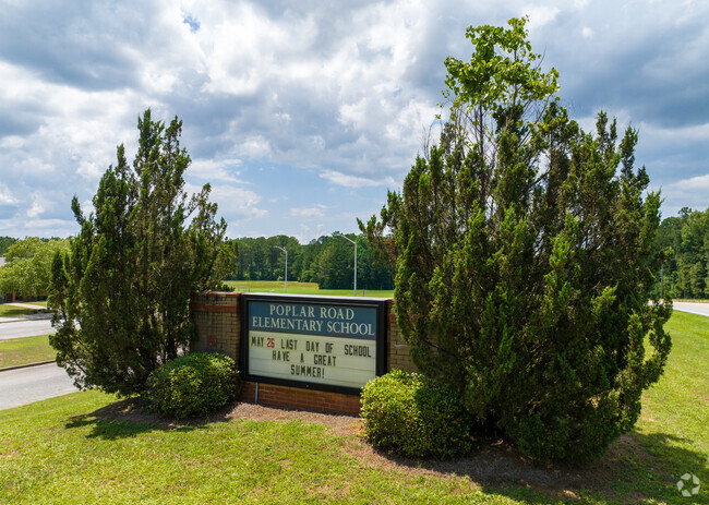 Poplar Road Elementary School is located in Coweta county.