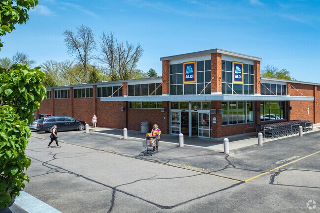 Barbara Park is currently home to several grocery store options including Aldi.