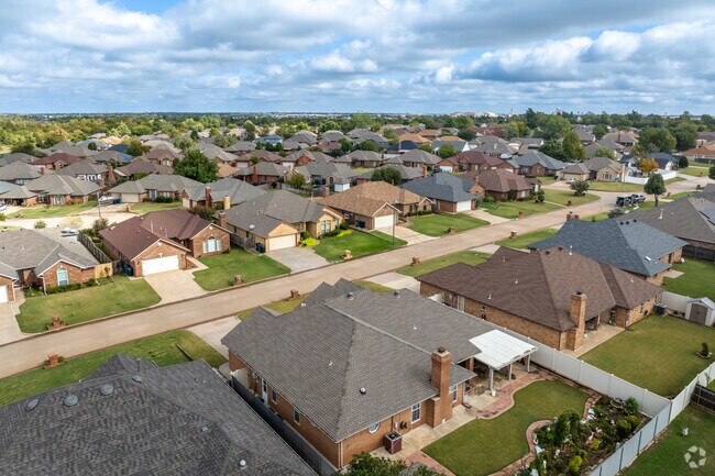 With plenty of room, Lumberman residents can spread out while being near the Air Force Base.