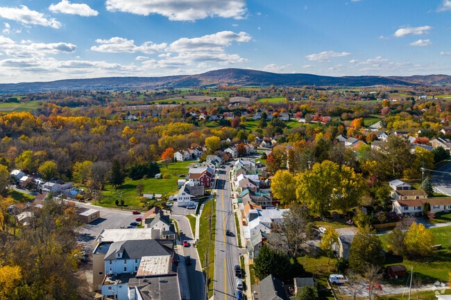 Middletown is a rural community outside of the DC metro area, offering quiet hillsides and breathtaking views.