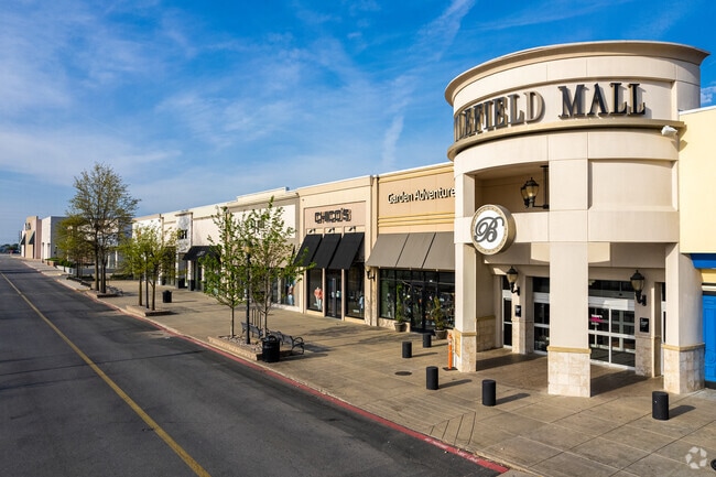 The Battlefield Mall draws shoppers from around Springfield and is located in the Meador Park neighborhood.