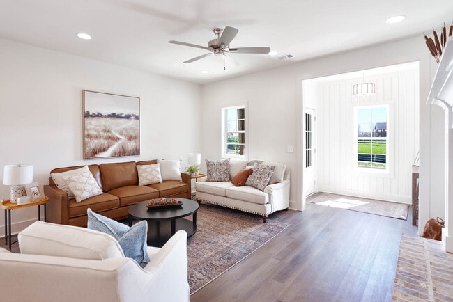 3136 Bottle Way unit 38789153, Auburn, AL 36830 - photo 2