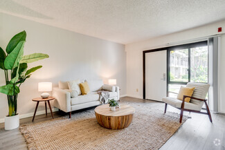 1000 E Alosta Ave, Azusa, CA 91702