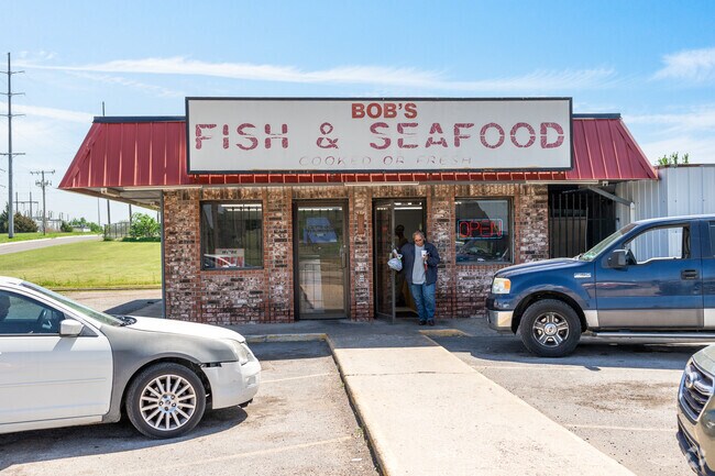 Capitol View residents flock to Bob's Fish & Seafood for fried catfish and steak fries.