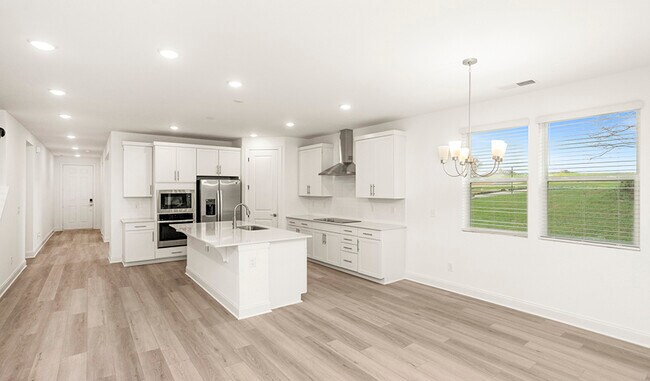 1553 Oak Springs Dr, Columbia, TN 38401 - photo 6