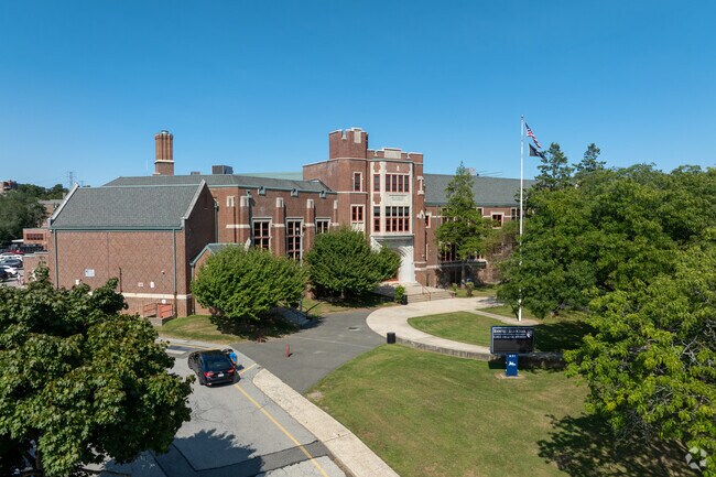 Roosevelt High School is an above average, public, magnet school located in Yonkers.