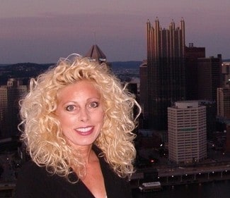 Lora Le Clark
