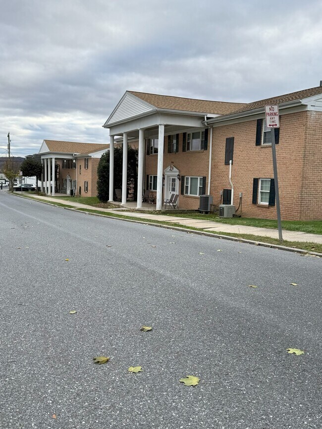 860 Walnut St, Lemoyne, PA 17043