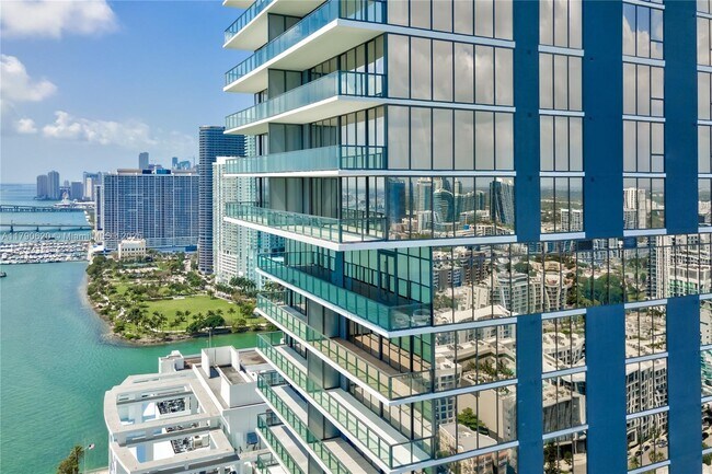 Elysee Miami unit 3102, Miami, FL 33137 - photo 4