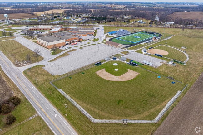 Woodlan Jr/Sr High School is in the city of Woodburn.