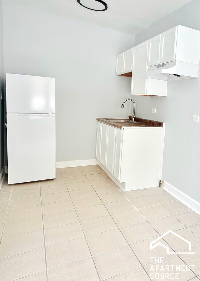 6228 S Western Ave unit 204, Chicago, IL 60636 - photo 5