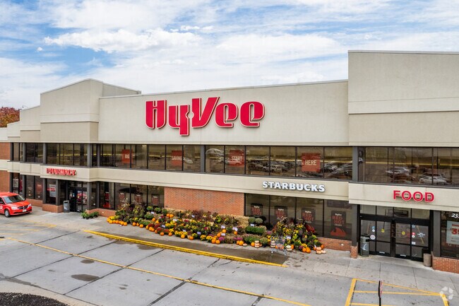 Locals of Northwest Davenport enjoy close access to the HyVee Grocery Store.