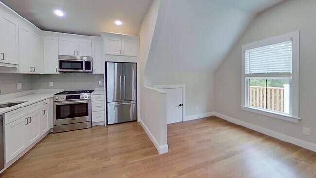 153 Foster St unit 3, Brighton, MA 02135 - photo 2