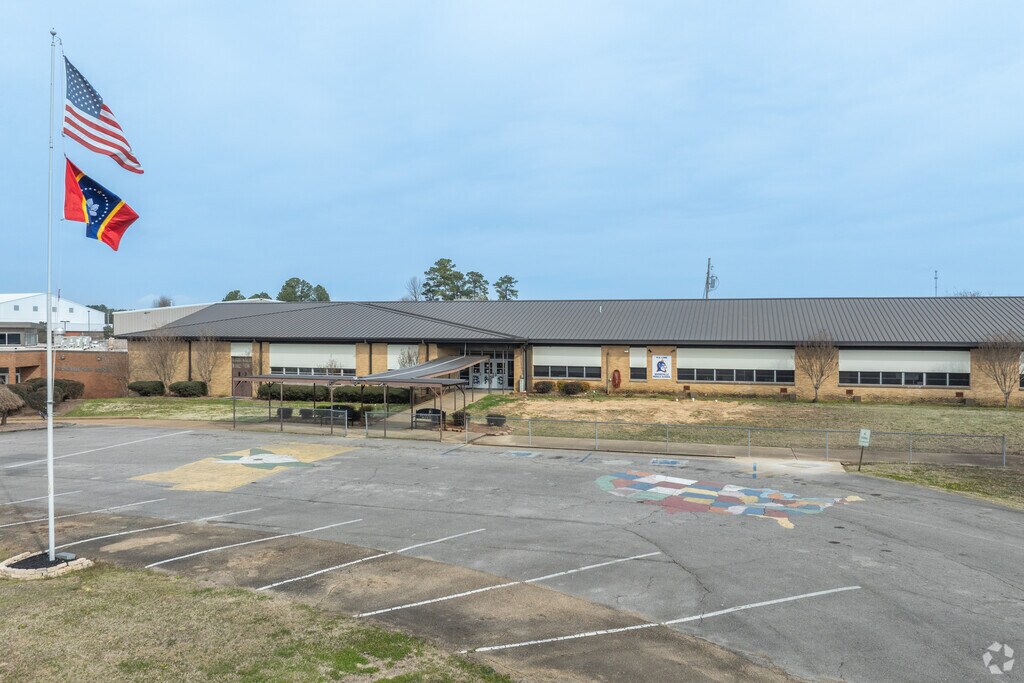 After elementary school, Boonville students move on to R H Long Middle School.