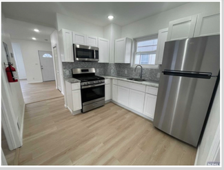 82 Jacoby St Unit 1, Maplewood, NJ 07040