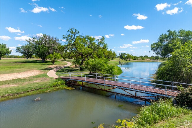 Locals enjoy going to parks and a local golf course in Snyder.