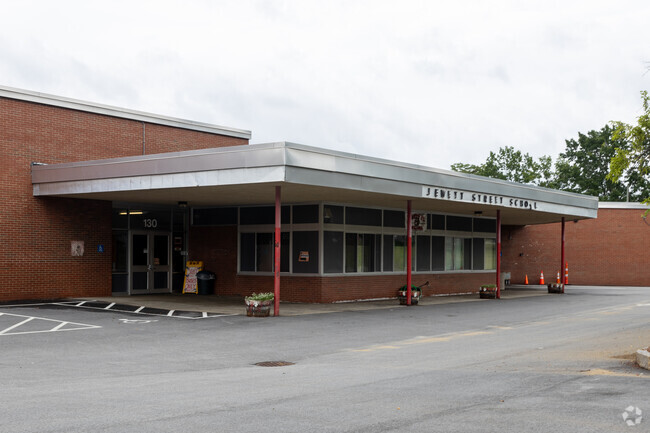 Jewett School is located on Jewitt Street in Manchester.