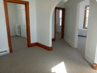 1210 Erie St Unit 2B, Racine, WI 53402