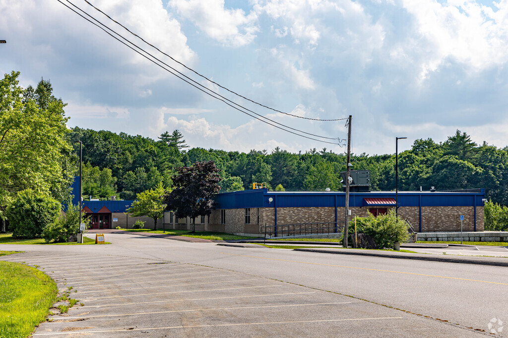 Belmont Elementary School serves kids pre-k to 5th grade.