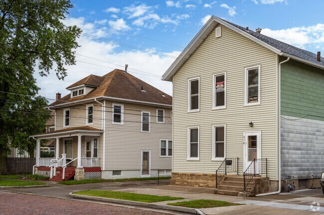 Fejervary homes range from traditional American Foursquares to minimal traditional designs.