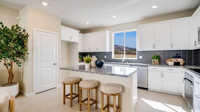 31362 Lolite Dr, Winchester, CA 92596 - photo 2