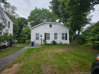 41 South St, Holbrook, MA 02343