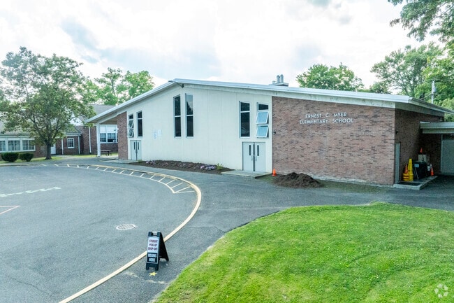 Ernest C. Myer School has 203 students in grades K-4 with a student-teacher ratio of 10 to 1.