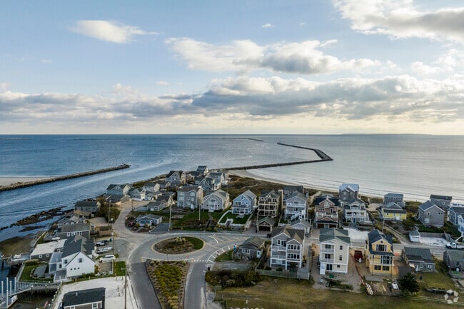 South Kingstown is an idyllic coastal community that offers a true New England experience.