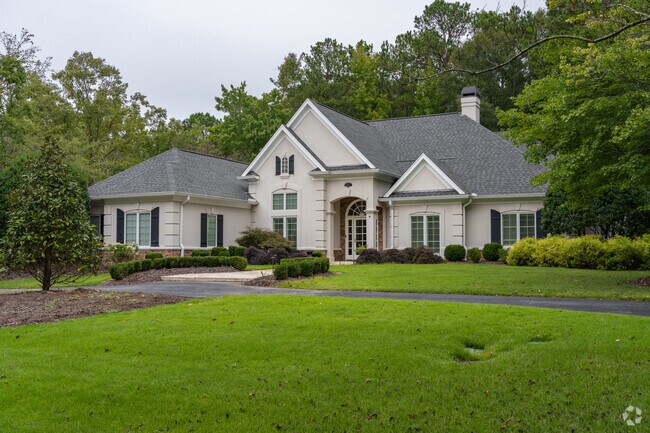 Grove Hill boasts an array of architectural styles, with homes built throughout several decades.