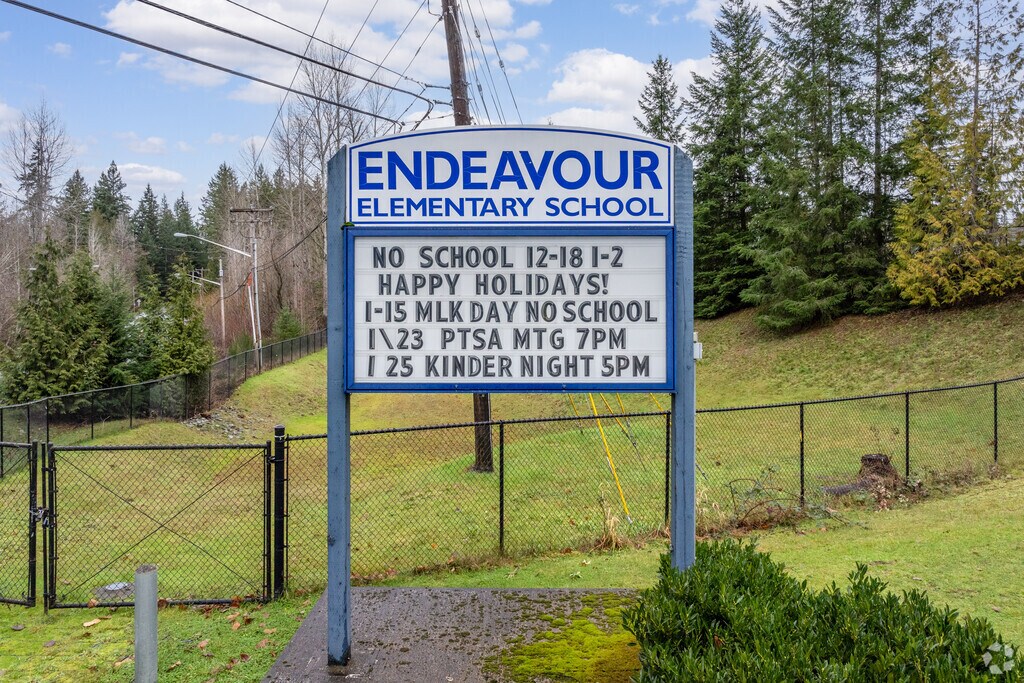 Endeavour Elementary School signage.